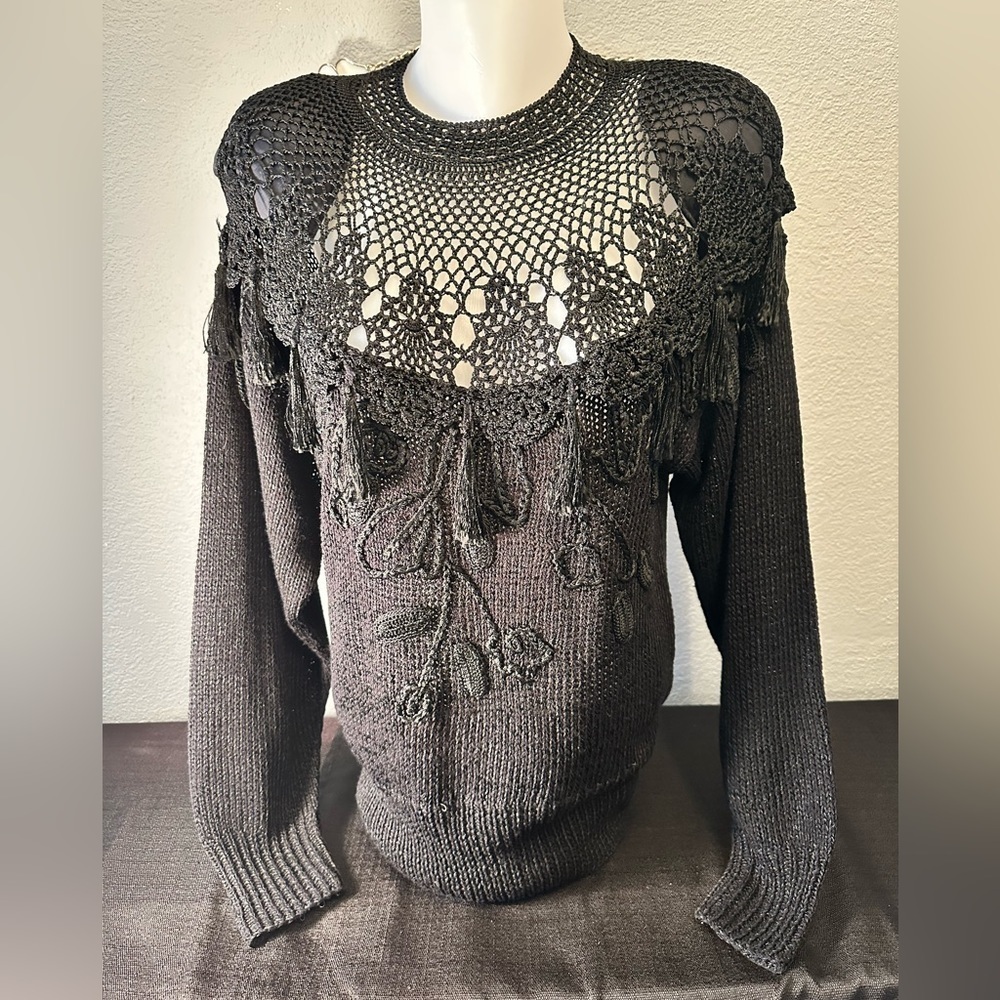 Vintage Women’s Crochet Knit Sweater With Embroidery Stunning!